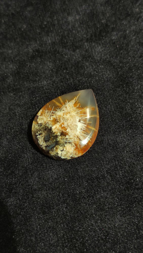 نگین عقیق روتایل خورشیدی طلایی